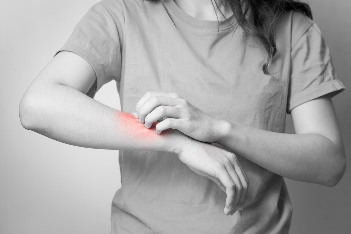 Skin Conditions (Scars & Dermatitis)